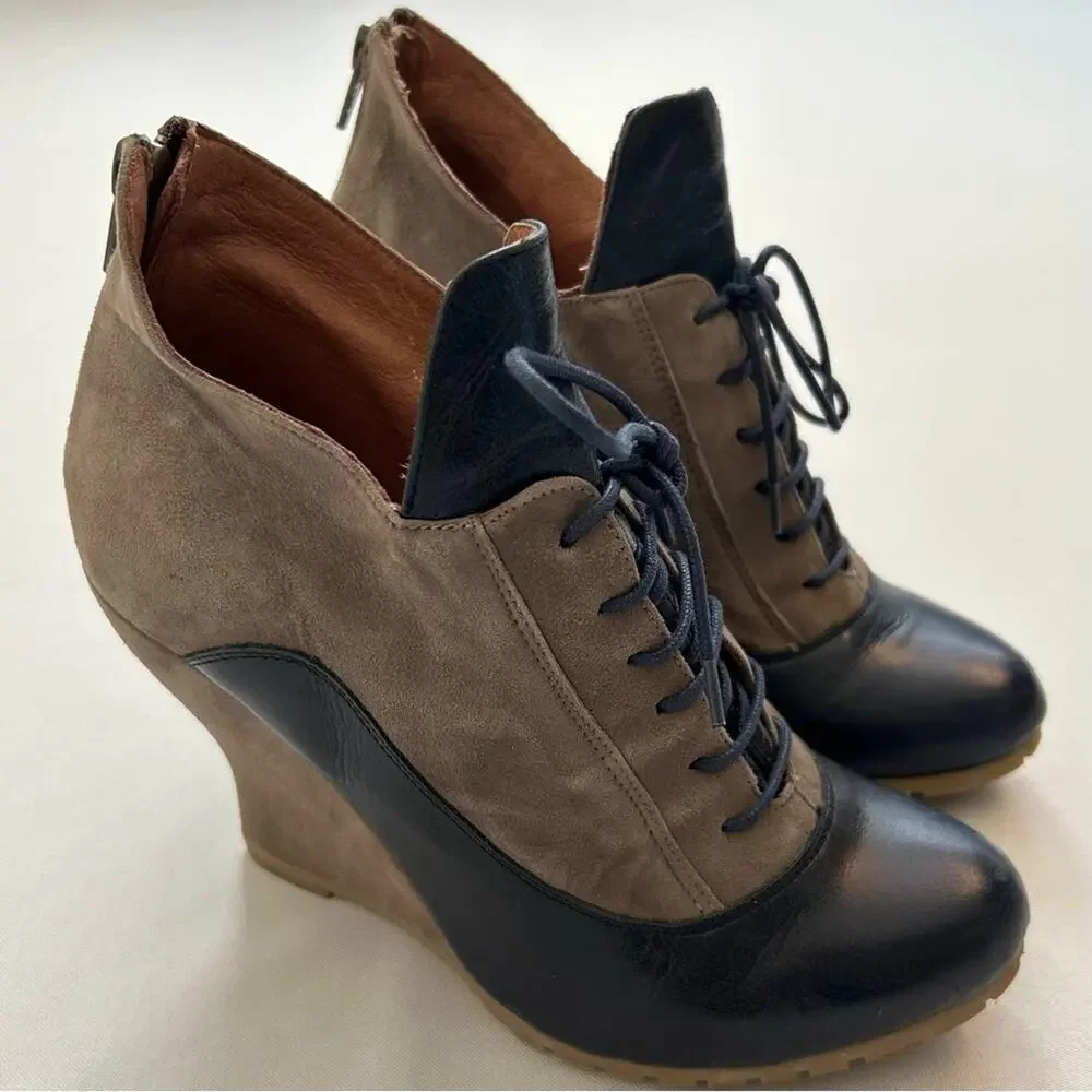 Anthropologie Lucky Penny City Spectator Wedges Taupe Navy Blue Eur 37